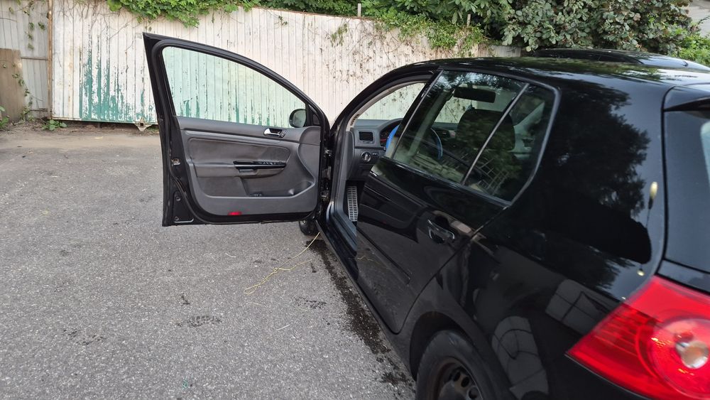 VOLKSWAGEN Golf 2004 — imagine 4