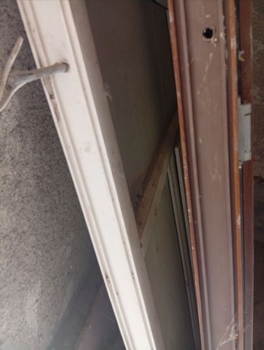 Akfa plast eshik, rom