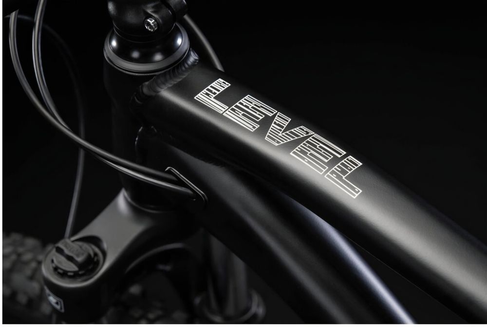 MTB Kross Level LTD Polonia, frane hidraulice Shimano, roti 29 inch, NOU!