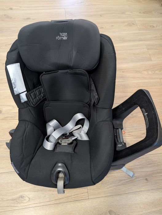 Scaun auto rotativ pentru copii Britax Romer, Swingfix