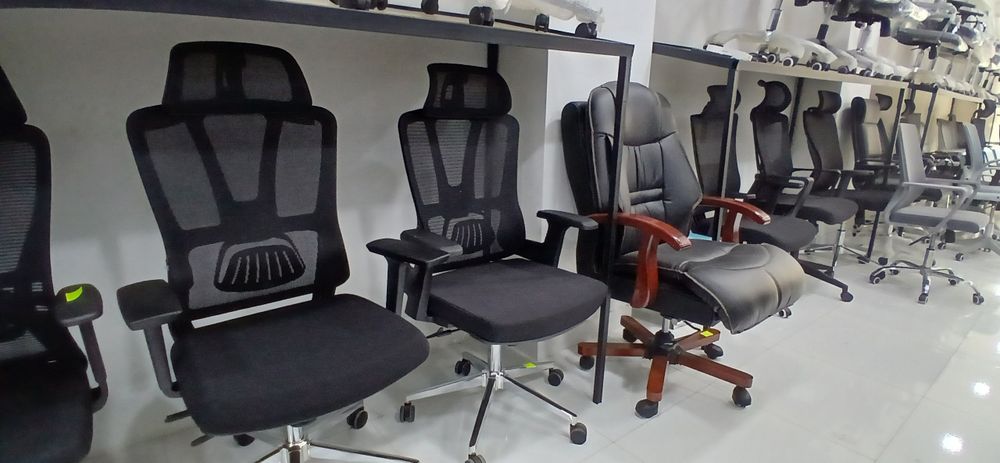 Кресло ва стуллар