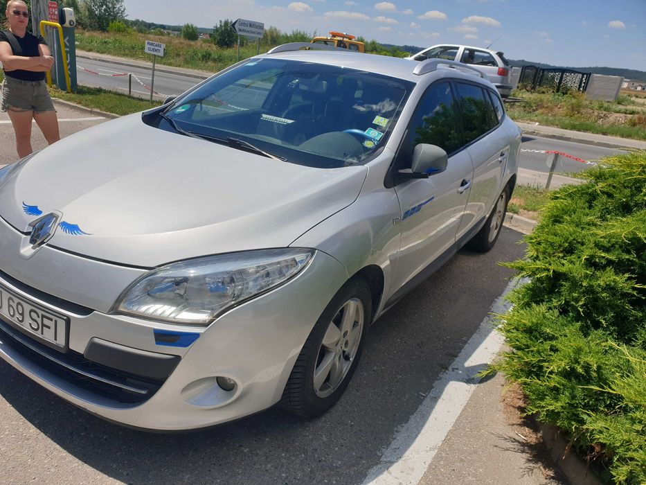 Renault Megane 3 Grandtour 2010 automata