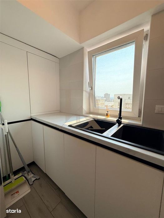 Centru Hala Centrala apartament 1 camera etaj intermediar la cheie