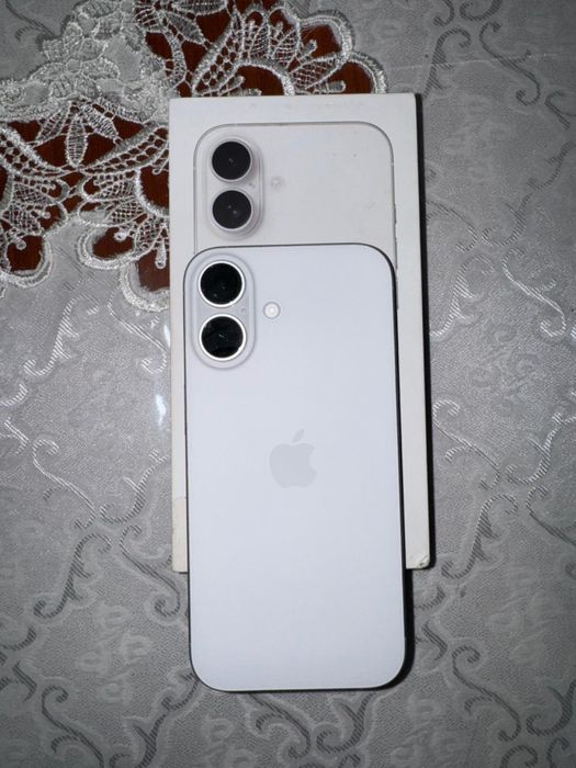 Продам Айфон 16 128 гб