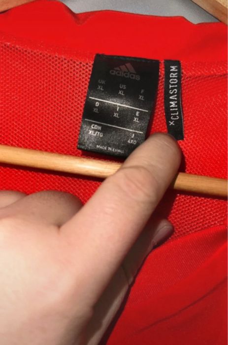 155 Bluza antrenament cu guler polo Adidas Climastorm