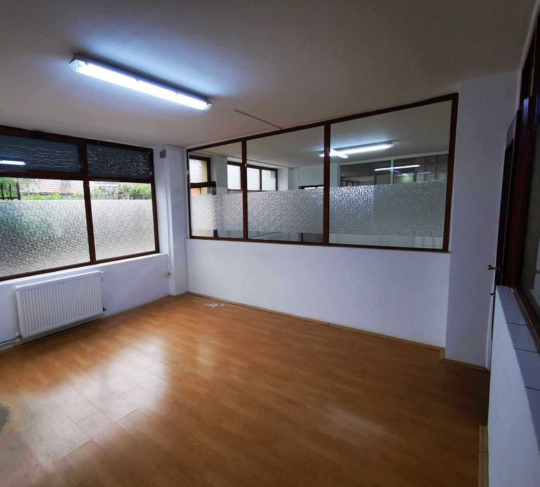 Birouri - Spatii comerciale - 150 mp