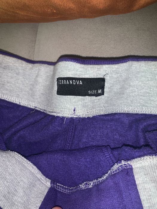 Лилав компелкт от 2 части и сиво долинище