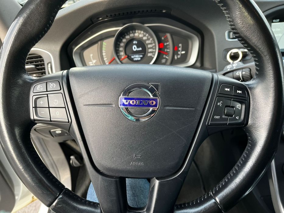 Volvo V60 2017 cutie automata D2