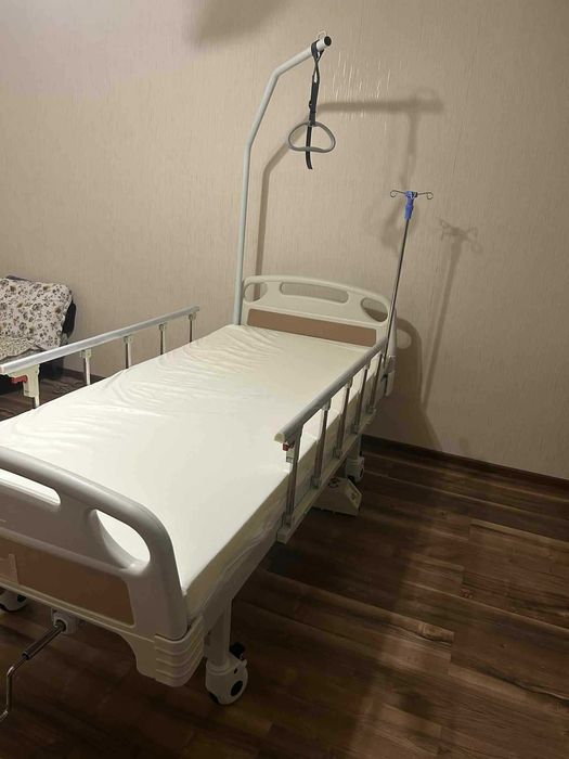 Механично болнично легло "Ерго"