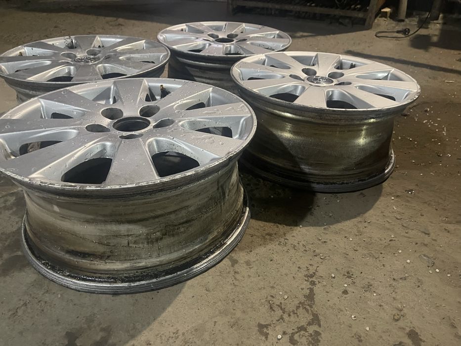 Диска на камри R 16