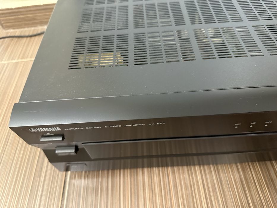 Yamaha AX 596 Качествен стерео усилвател