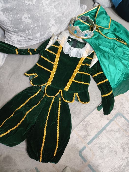 Новогодний костюм