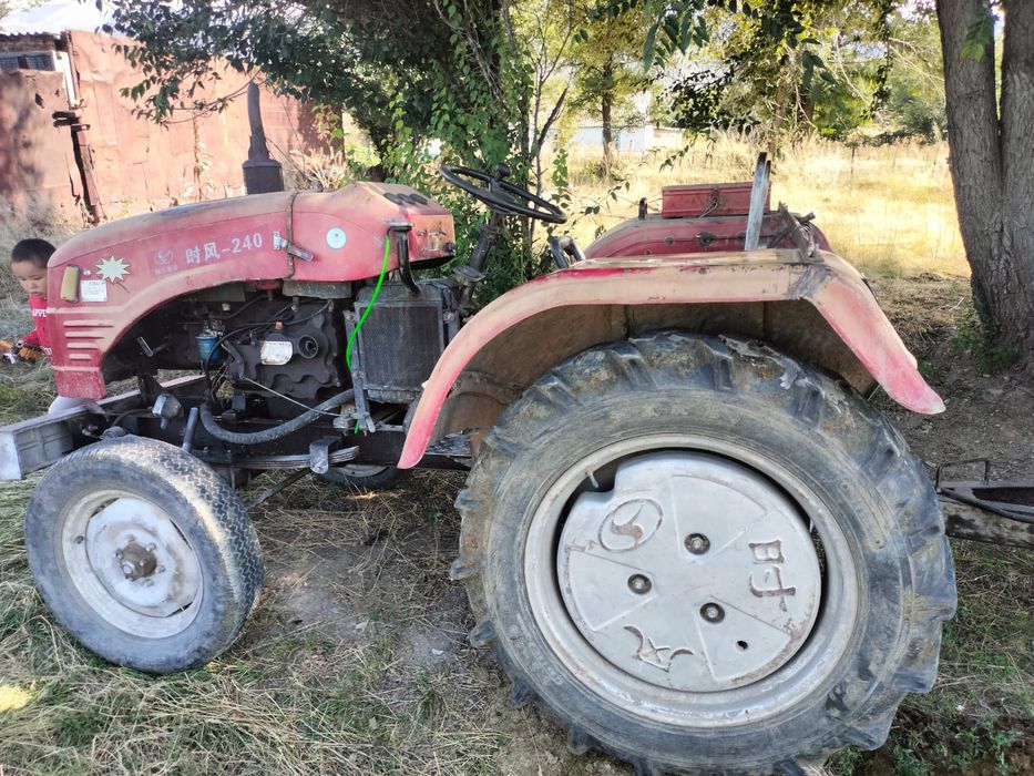 Трактор 24 ат Қапал ауылында