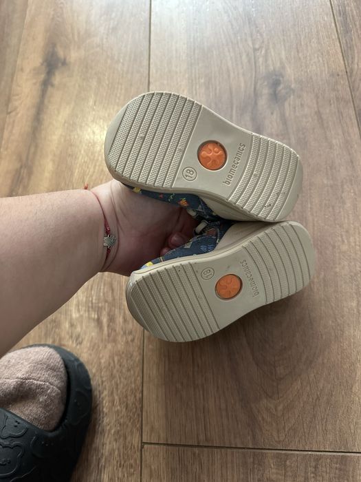 Чисто нови!!! Сандали biomechanics