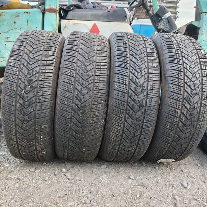 Anvelope 235/60R20 marca Goodyear, DOT 2022,M+S,6 mm
