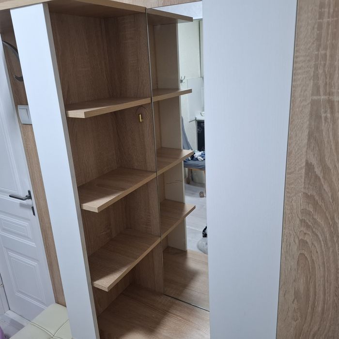 Прихожая  или шкаф