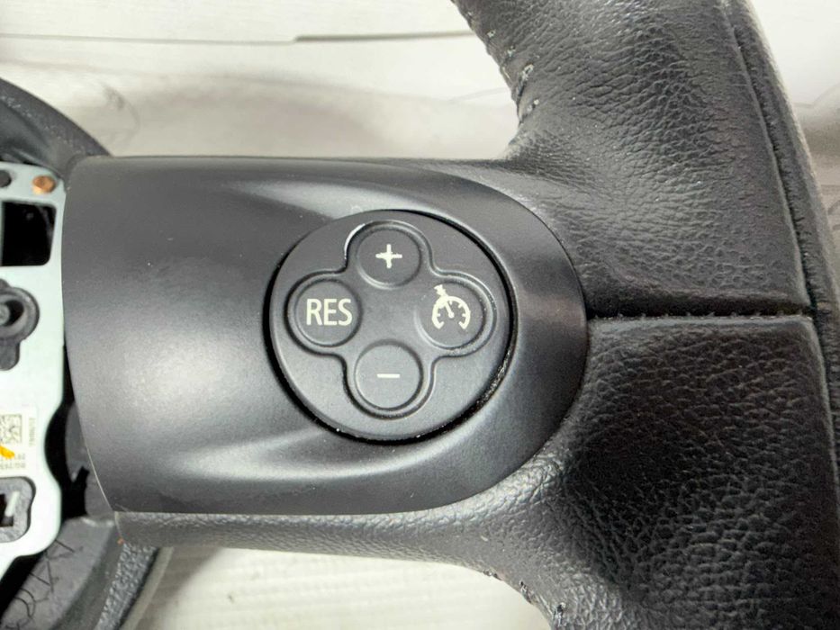 Volan piele multifuncțional Mini Countryman R60 / Paceman R61 / Cooper R56 2010-2016 2012 Cod OEM: 6782595 6782596 (1C4)