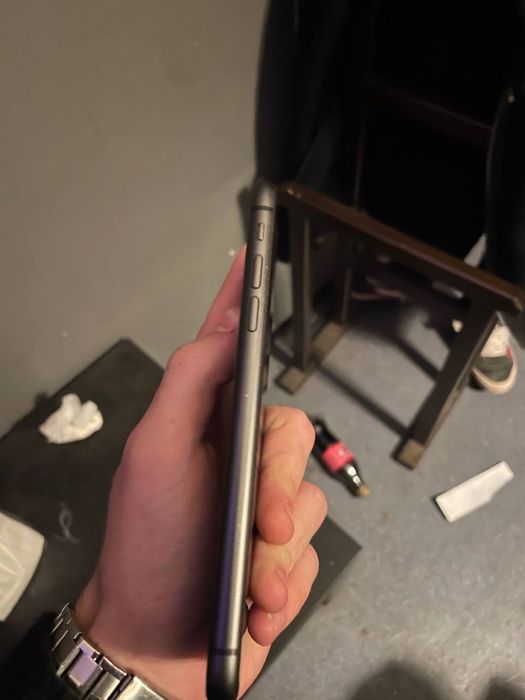 IPhone 11 64gb 74akb