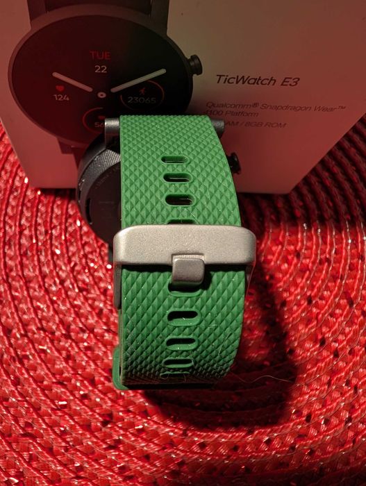 Smartwatch TicWatch E3 WearOs dual processor, impecabil, complet