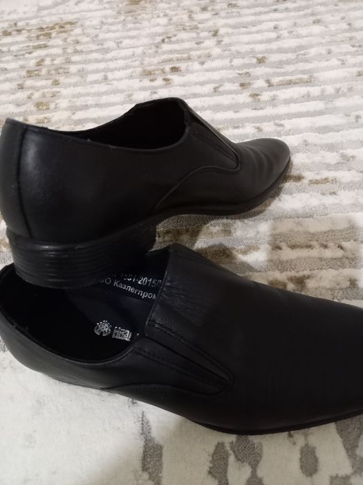 Ботинки кожаные 40р