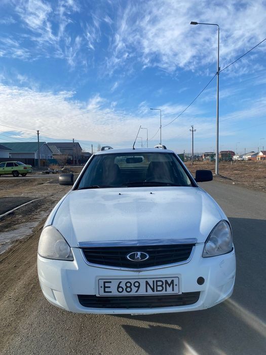 Лада Приора универсал