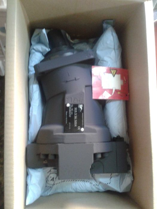 Продажа гидромоторов, насосов для экскаваторов, автокранов