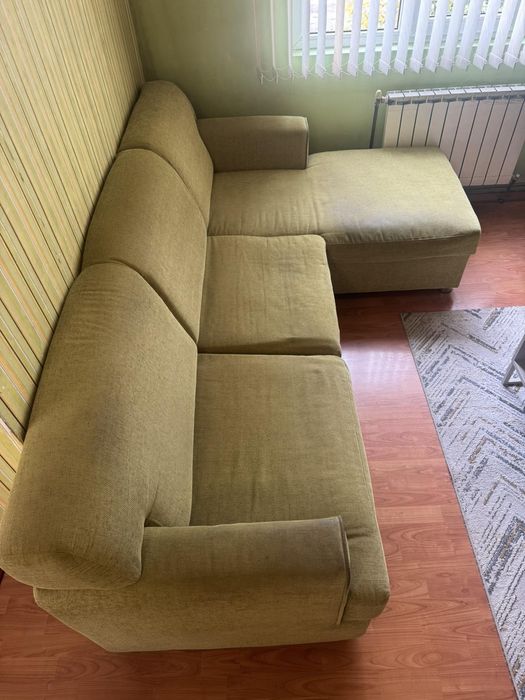 Разтегателен диван