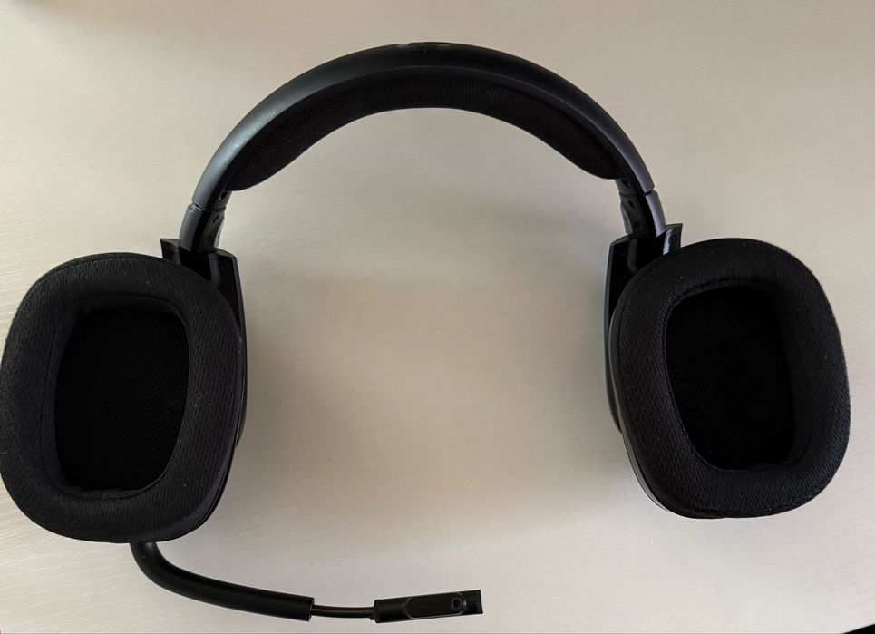 Casti Logitech G533