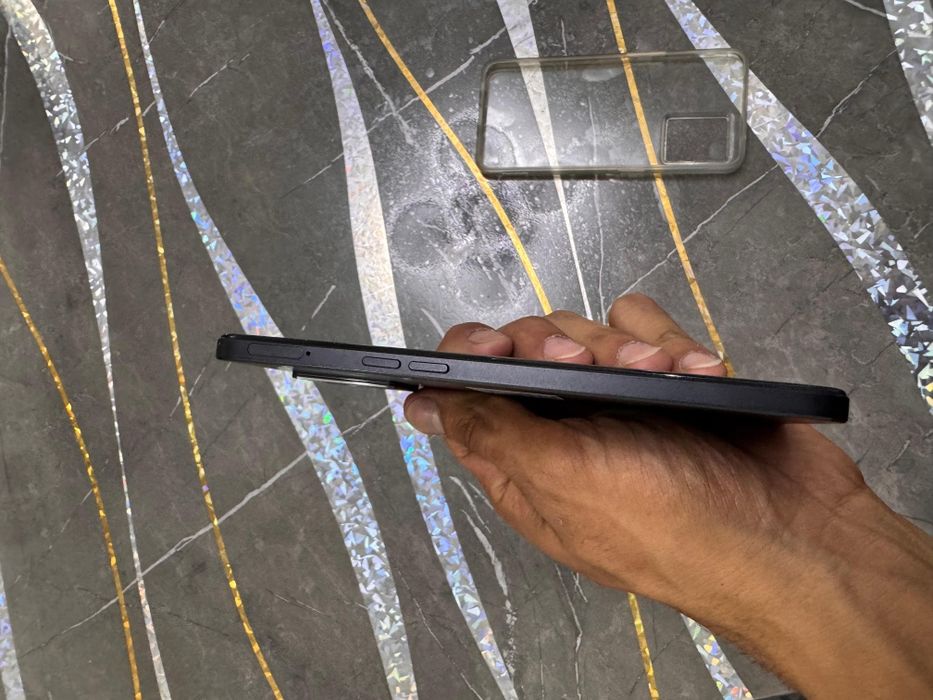 Продам телефон oppo reno7