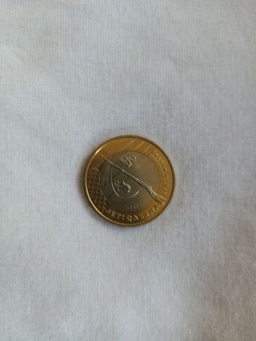 Монета 100 тенге