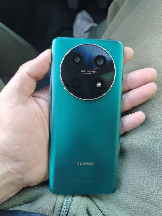 Huawei nova 12 i