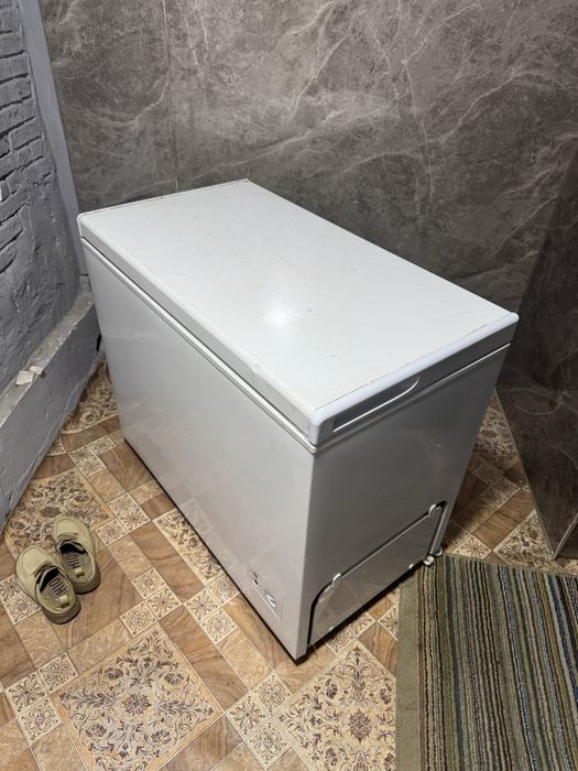 Продам морозилку