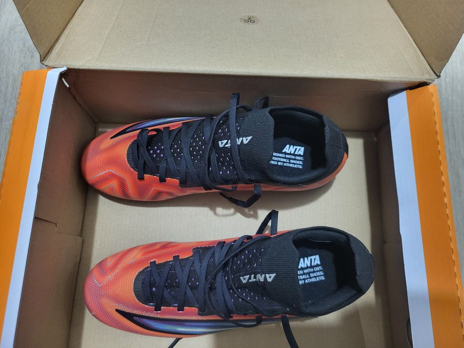 Бутсы футболтные