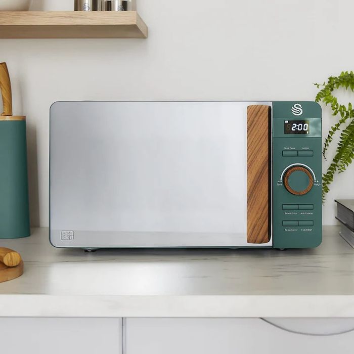 Микровълнова Swan Италианска