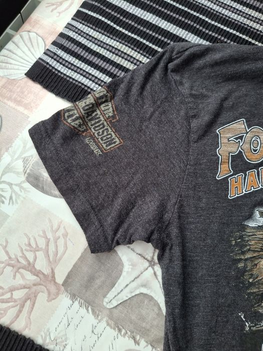 Продавам тениска