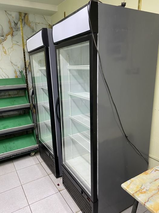 Холодилник в отличном состояний