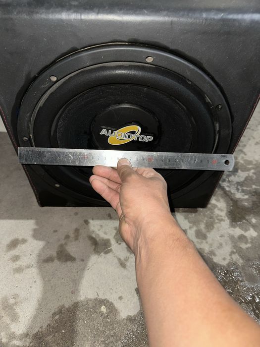 Саббуфер Кар аудио