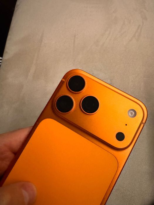 Iphone 17 pro max 1TB orange