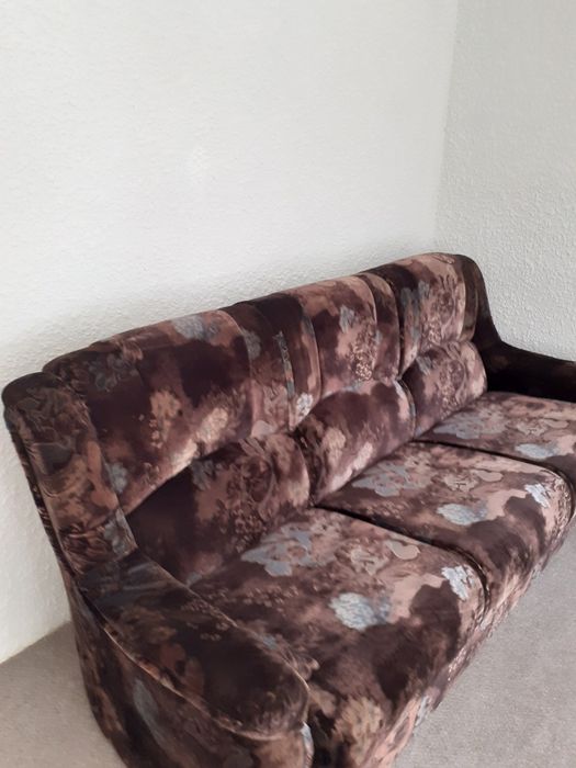 Închiriez apartament 2 camere central