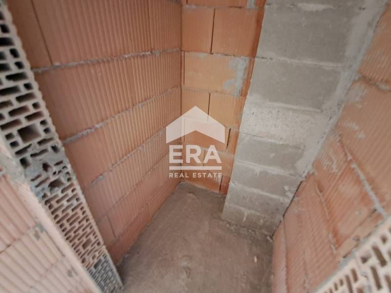 Продава се Тристаен апартамент в Варна, Погреби - 96 кв.м за 1407 €/кв.м - Снимка #6