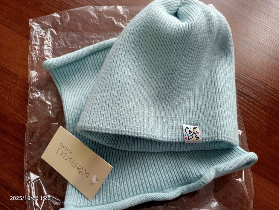 Шапка со снудом осень весна