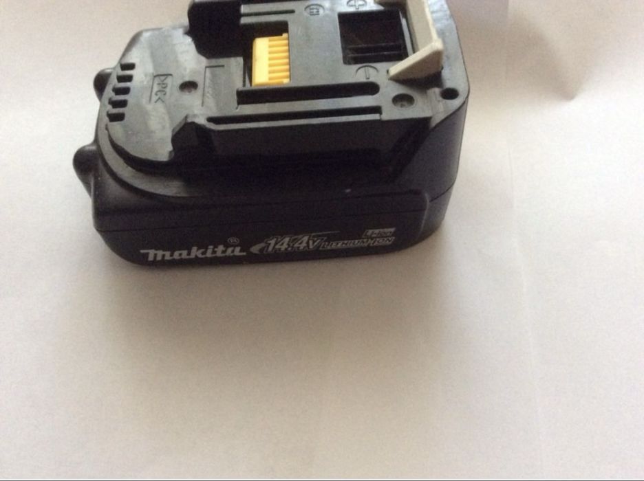 Baterie ACUMULATOR Makita 14.4V LXT BL1415 LI-ION 1.5AH folosita