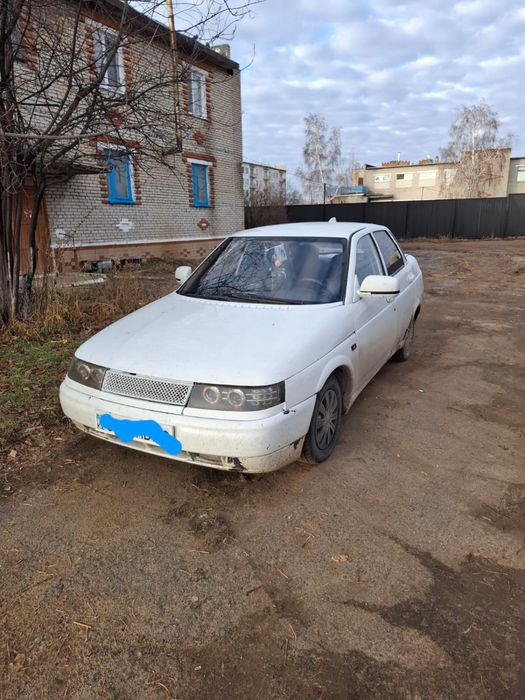 Продам ваз 2110 , карбюратор