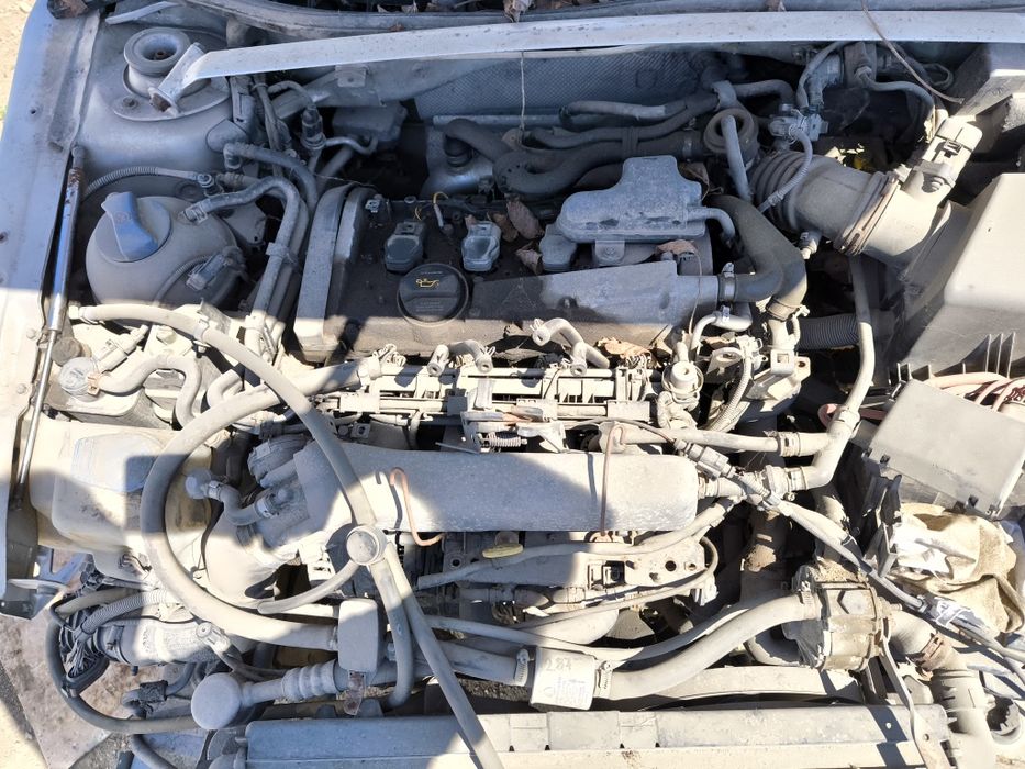 Шкода Октавия На части бензин спорт