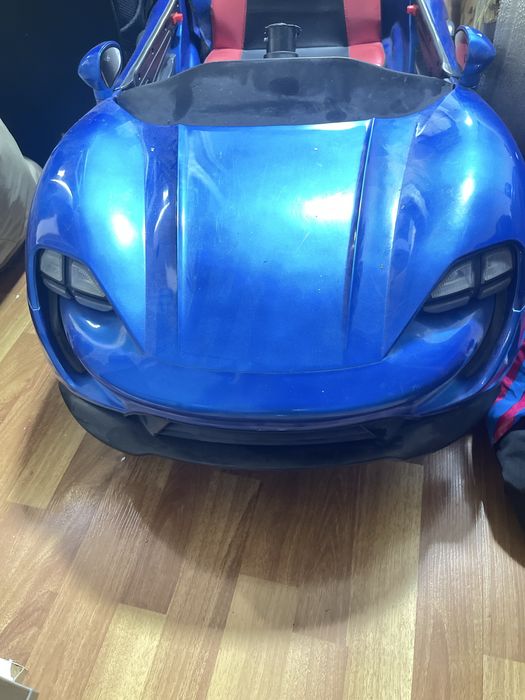 Ferrari F8 электромобиль