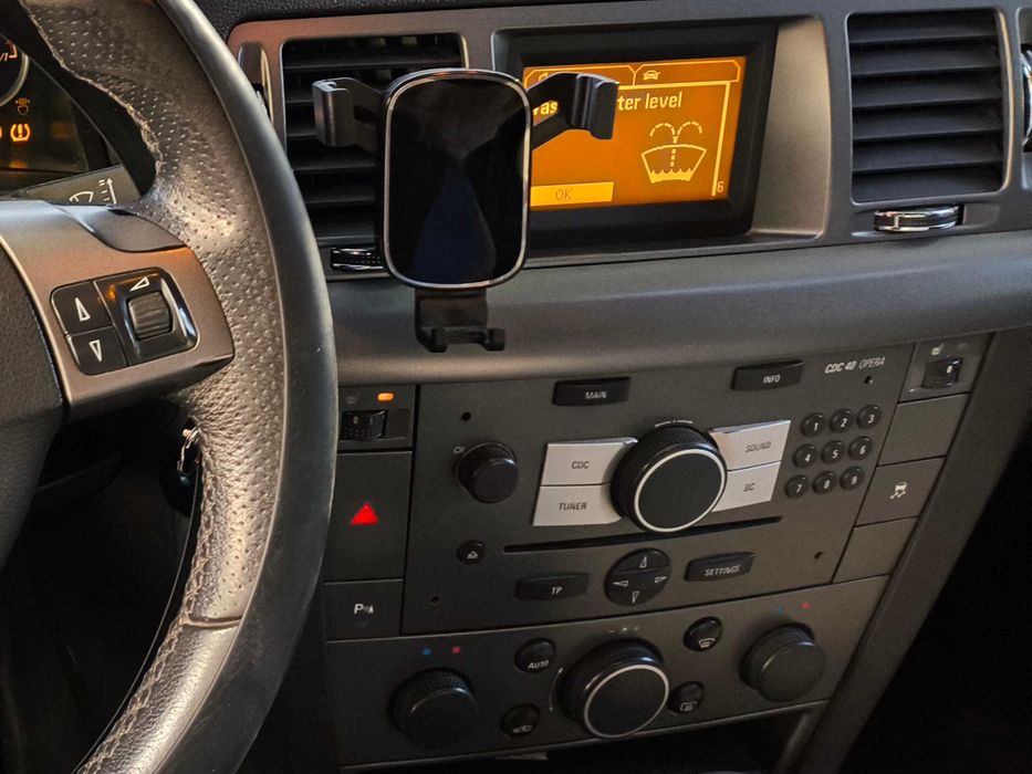 Автомобиль Opel Vectra