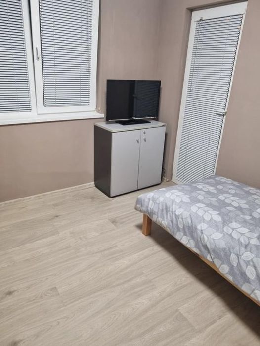 Дава се под наем Тристаен апартамент в София, Горубляне - 50 кв.м за 450 € - Снимка #4