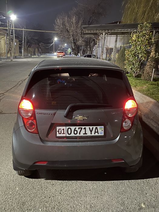 Spark sotiladi narxini kelishtirib beraman