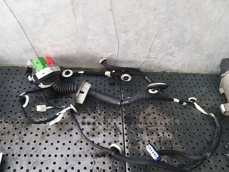 Cablaj instalatie electrica usa dreapta fata citroen c3 3 sx 9825268480