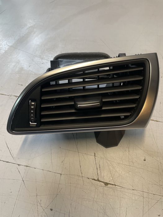 Grila aerisire dreapta audi a6 c7